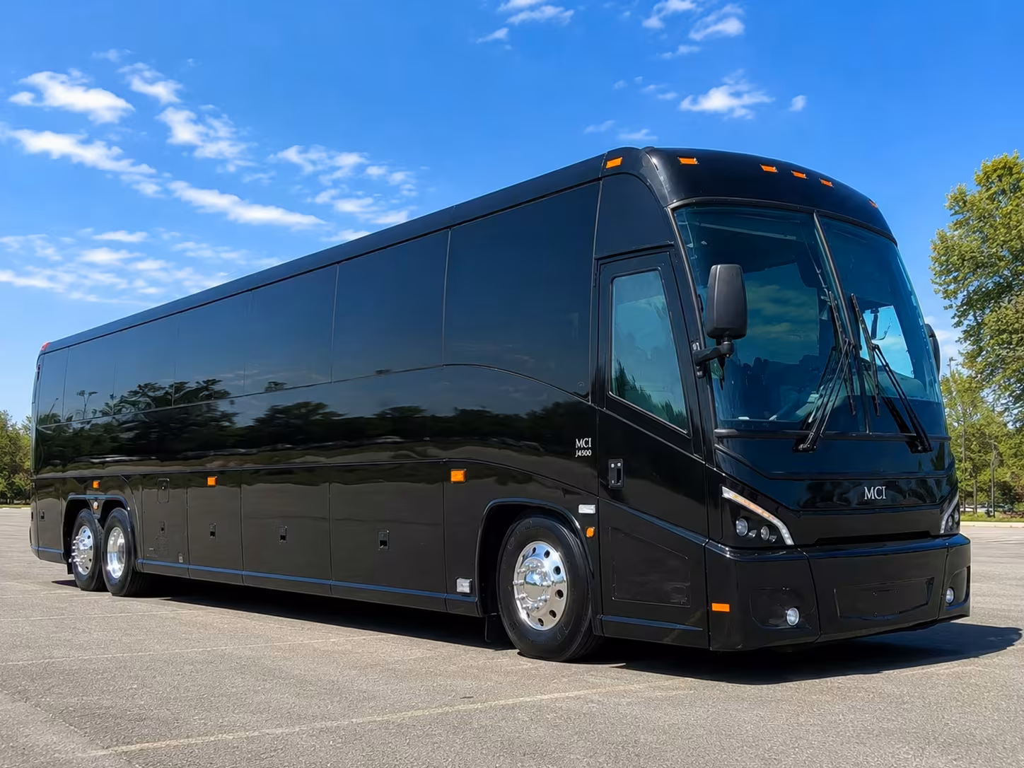 haverhill shuttle buses for outdoor and nature field trips